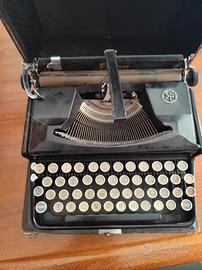 typewriter Erika S&N