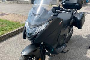 Honda Integra 750