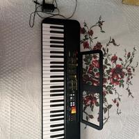 Tastiera Yamaha PSR-F52