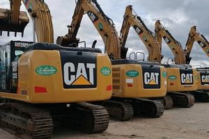 Escavatore Caterpillar CAT 323E SA