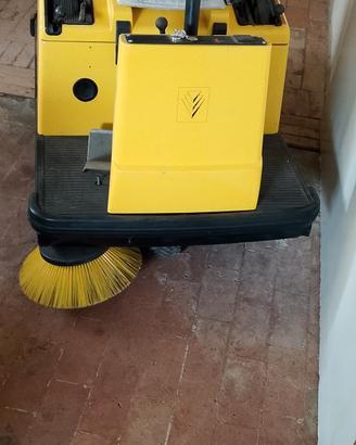 spazzatrice karcher 