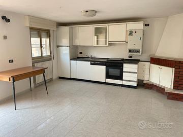 Casa con garage a Castellino del Biferno