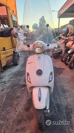 Piaggio Vespa LX 50