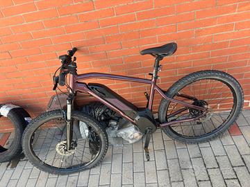 Bicicletta elettrica Rockrider e-st 500