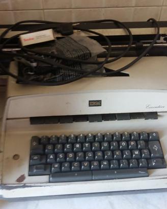 IBM vintage Electric Typewriter