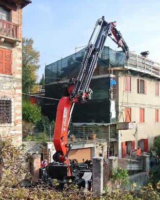 Gru cingolata semovente Effer CWE 525