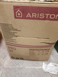 Ariston pro 30 scalda acqua elettrico 