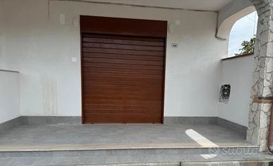 Locale commerciale ristrutturata