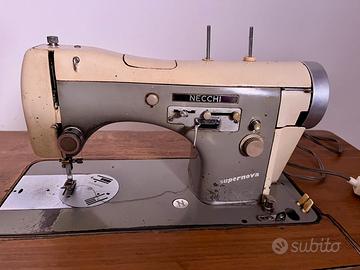 Macchina da cucire Necchi Supernova