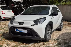 TOYOTA Aygo X Active 1.0cc 72cv SAFETY PACK C. C
