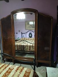 Camera da letto con dei primi del 900 