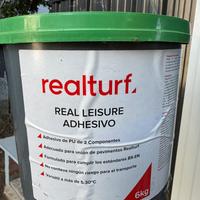 Colla per prato sintetico