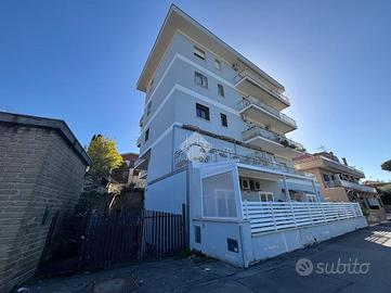 MAGAZZINO A CASTELNUOVO DI PORTO