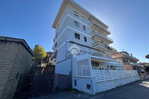 MAGAZZINO A CASTELNUOVO DI PORTO