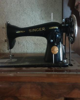 Macchina da cucire SINGER