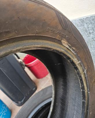 Gomme 215/55/17 estive