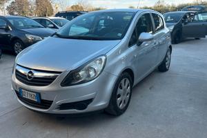 Opel Corsa 1.2. 12V 5 porte benzina
