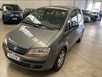 Fiat IDEA perfetta con garanzia