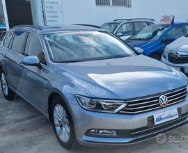 Volkswagen Passat Variant 2.0 TDI DSG Business Blu