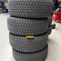 Pneumatici invernali bridgestone + cerchi in lega