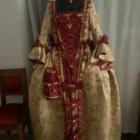 Abito veneziano 700