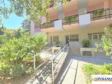 V.LE LAZIO: PIANO TERRA CON VILLETTA