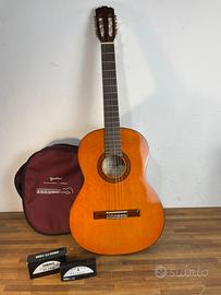 Chitarra Toledo con accordatore Yamaha