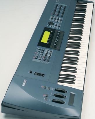 Synth Yamaha EX5 inclusa interfaccia SCSI opzional
