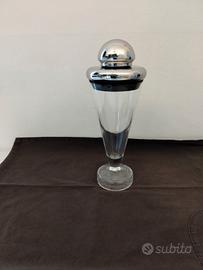 Cocktail shaker 