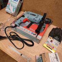 Trapano e kit accessori.