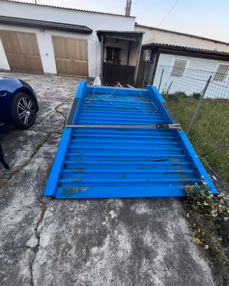 Ponte sollevatore box