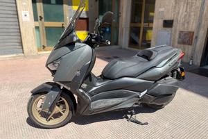 Yamaha X-Max 300 Tech Max 2021