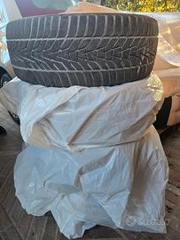 Pneumatici invernali per Mercedes GLB set da 4