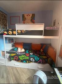 Letto a castello in legno bianco