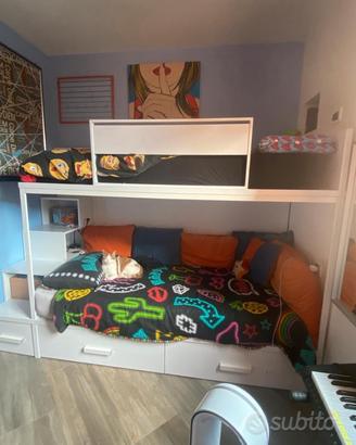 Letto a castello in legno bianco