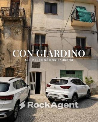 Casa indipendente di 110 m² con 3 locali a Gioiosa