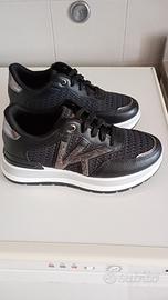 Scarpe donna n. 38 nuove. Pagate 30€
