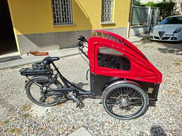 Cargo bike - Christiania Bikes E-light