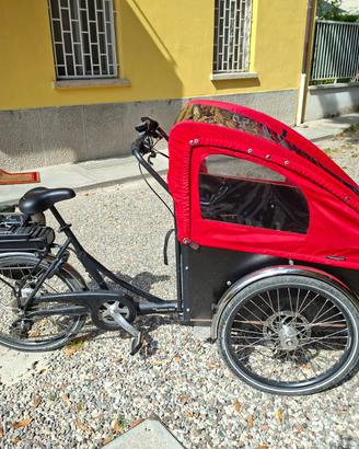 Cargo bike - Christiania Bikes E-light