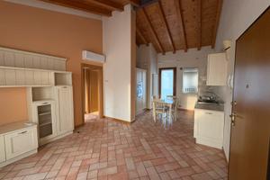 Bicamere semi arredato