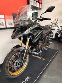 Voge 625 black knight