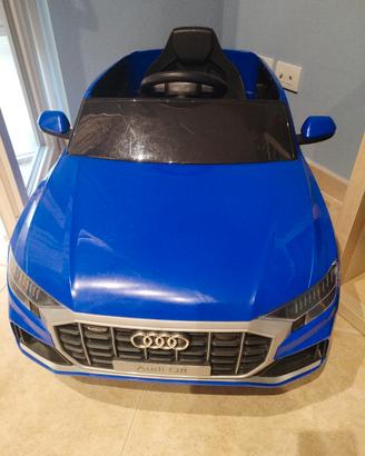 Audi Q8 elettrica bambino