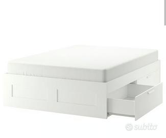 letto matrimoniale con cassettoni