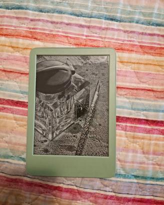 Amazon Kindle 11ª Gen (2022) Verde Agave + Cover