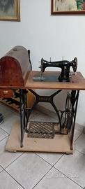 macchina cucire PFAFF inizi 900