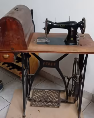 macchina cucire PFAFF inizi 900