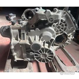 Ricambi Volkswagen Golf 8 2023 Cambio e frizione