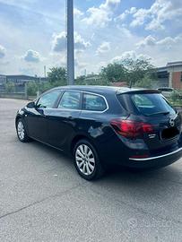 Opel Astra station wagon