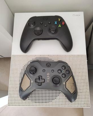 Xbox One S  1 trb + giochi