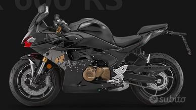 Qj Motor srk 600 rs nera